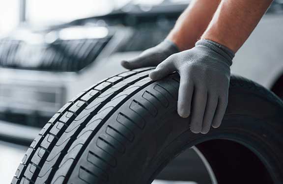 Cada cuántos kilómetros deberías cambiar los neumáticos de tu auto